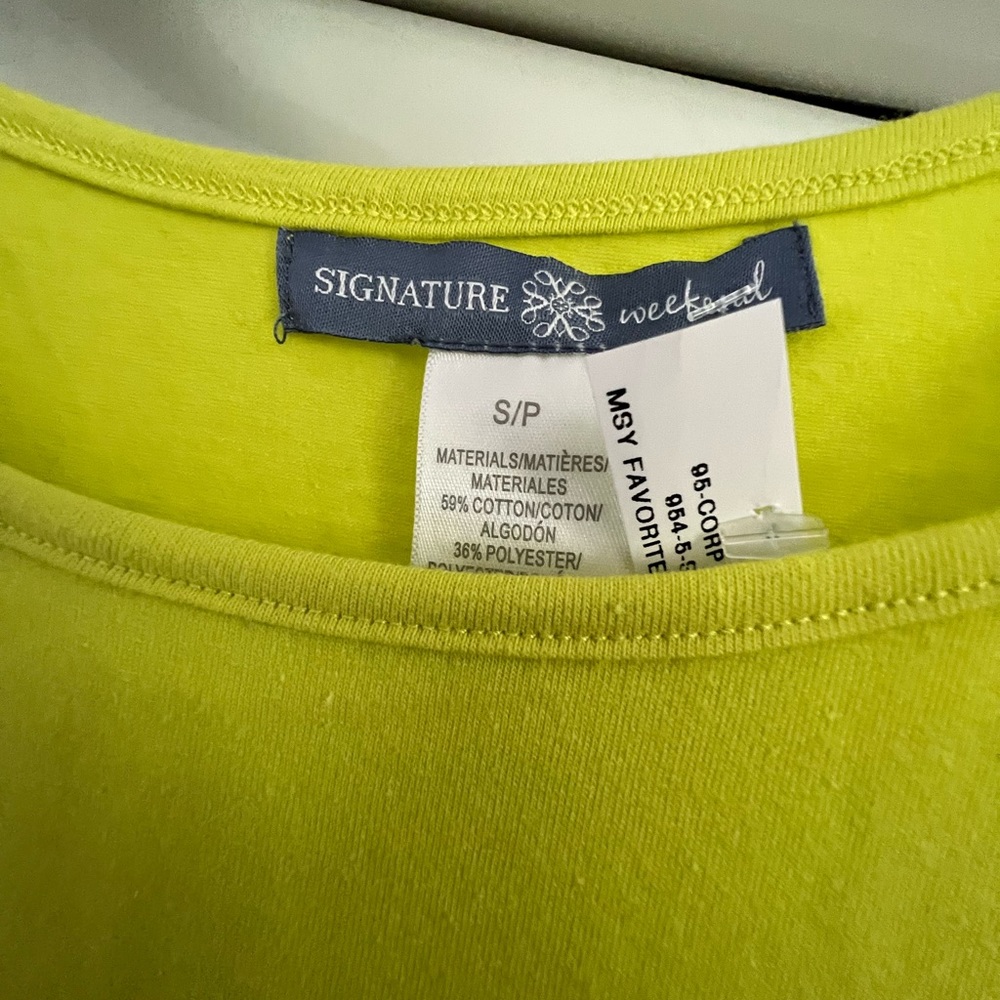 NWT Asymmetrical Ruched Top - Picture 3 of 4